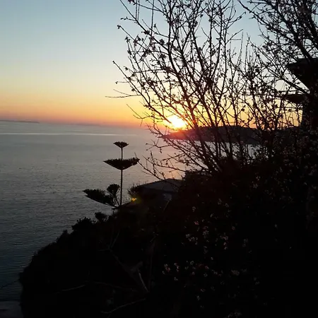 Odhisea Restaurant Κηπαρό