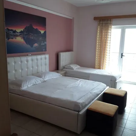 Apartament Odhisea Restaurant Qeparo