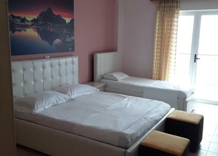 Apartment Odhisea Restaurant Qeparo